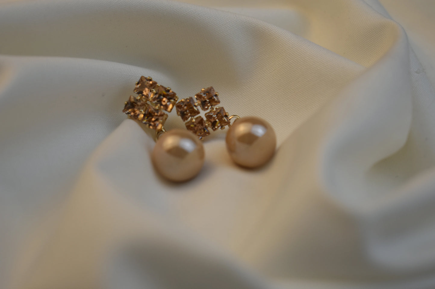 Royal Korean Pearl Earrings