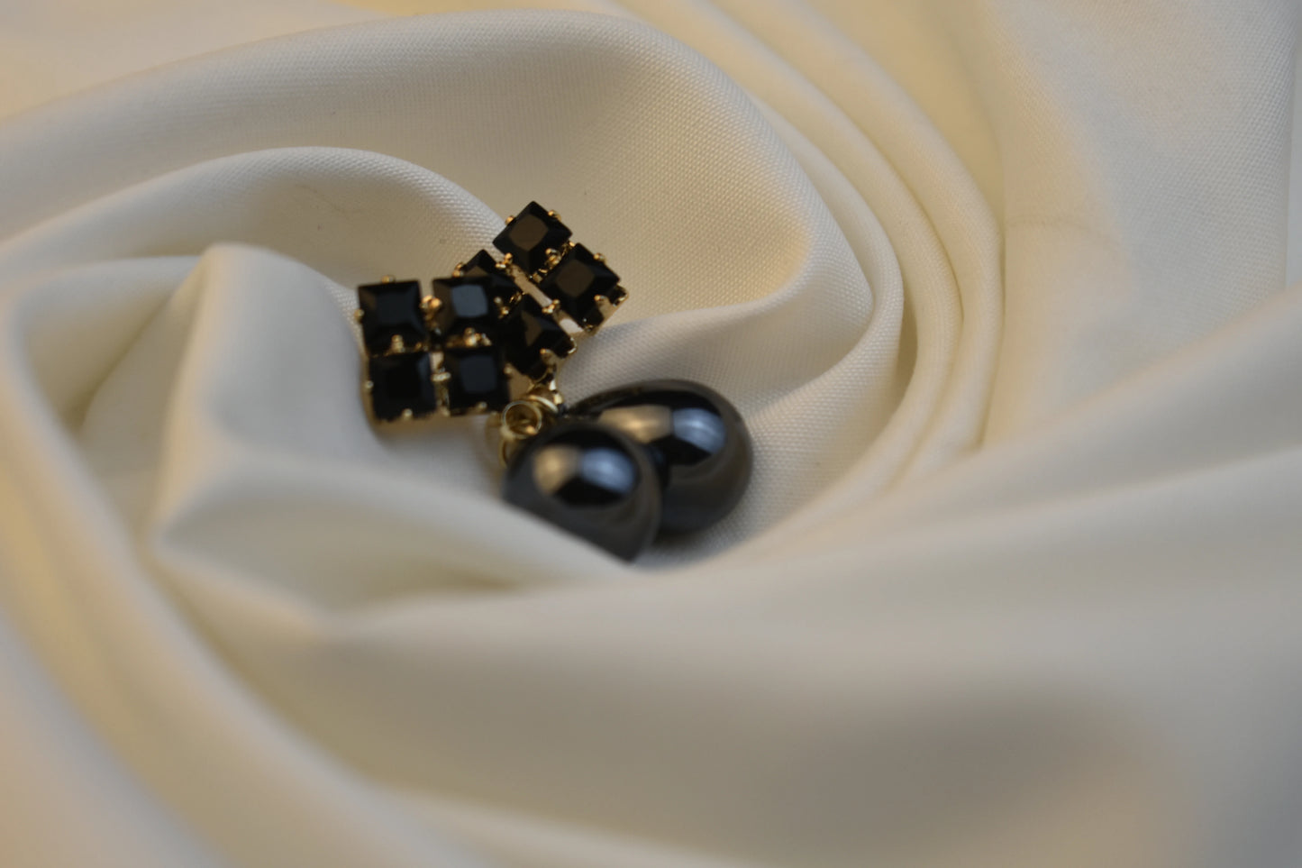 Royal Korean Pearl Earrings